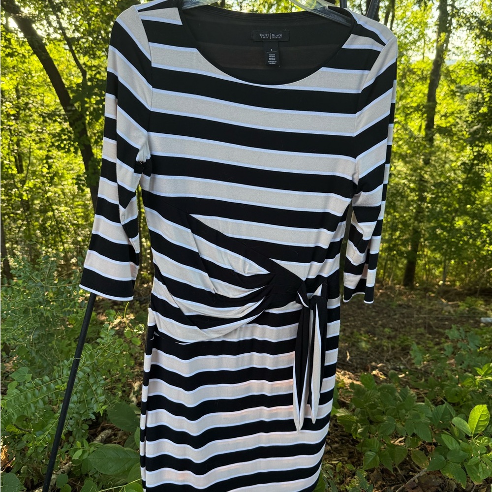 White House Black Market Black and Tan 3/4 Sleeve Dress